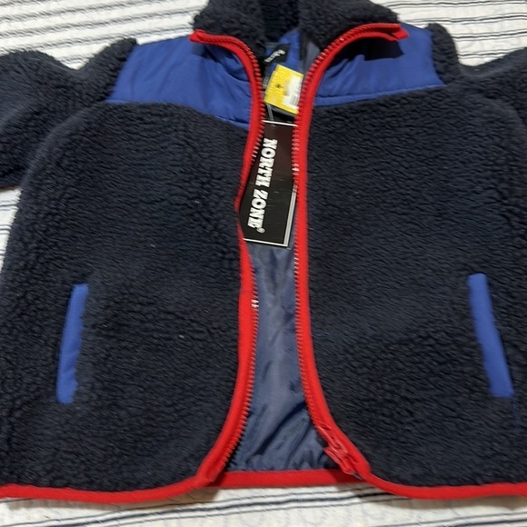 NWT north zone jacket for boy size 4T - Picture 6 of 7